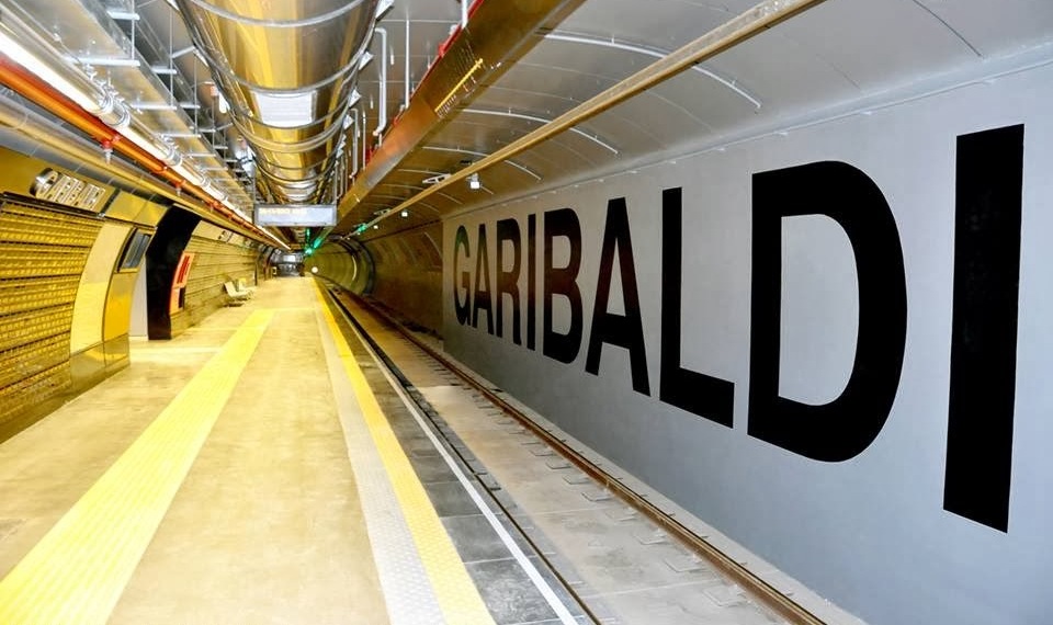 2013.12.04 - Linea 1 arriva a Garibaldi copia